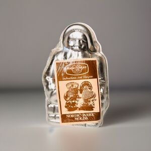 Vintage NordicWare Santa In Chimney 2 Piece 3D Cake Pan Jello Mold No.41300
